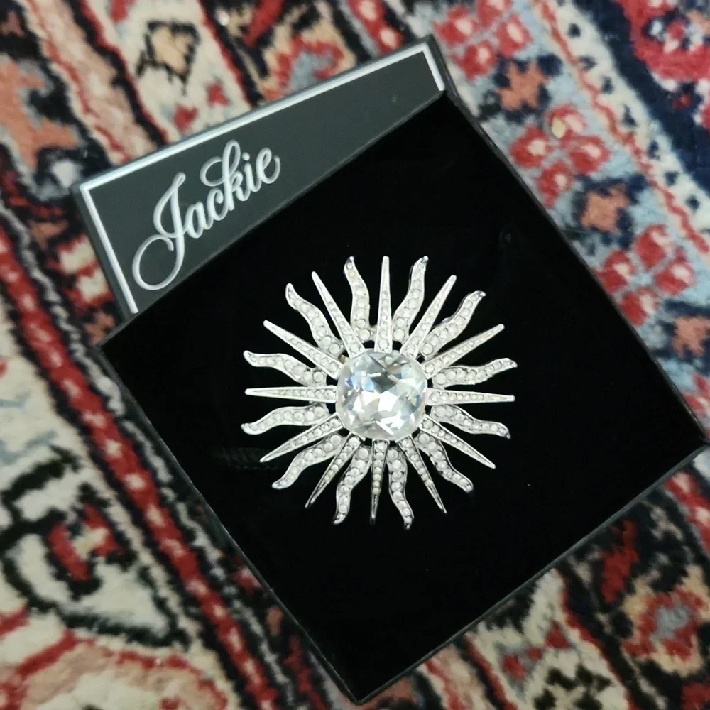 Franklin Mint Jackie Collection, Orr brooch reproduction‎
